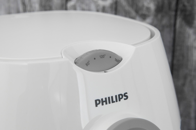 Nồi chiên không dầu Philips dầu sử dụng đơn giản với 2 núm vặn điều chỉnh nhiệt độ nướng và chế độ hẹn giờ