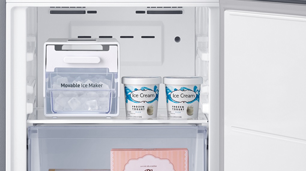 Tủ lạnh 2 cánh Panasonic - Thiết kế khay đá linh hoạt, tối ưu hóa không gian dự trữ